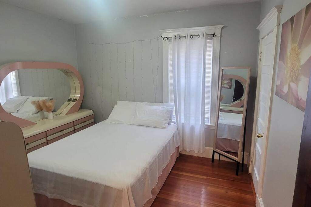 Modern Haven ,Your Stylish Retreat Boston Luaran gambar